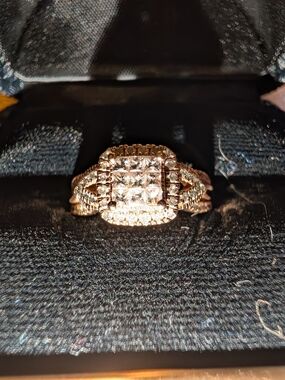 Kay Jewelers Rose Gold Diamond Halo Cluster Ring